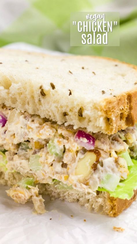 Vegan chicken salad is loaded with shredded jackfruit, protein-packed chickpeas, fresh veggies, and homemade seasoned mayo. For a quick vegan snack or easy lunch, enjoy it on a sandwich, spread on crackers, wrapped in lettuce leaves, or straight out of the bowl! Traditional Guacamole Recipe, Jackfruit Chicken, Fridge Staples, Vegan Chicken Salad, Vegan Jackfruit, Canned Jackfruit, Vegan Sandwich Recipes, Jack Fruit, Jackfruit Recipes