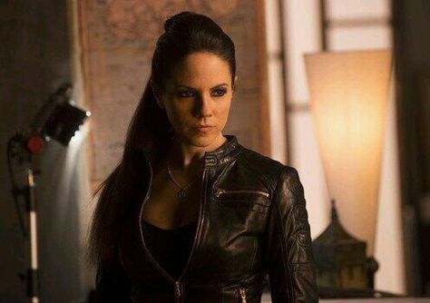 Lost Girl Bo, Anna Silk, Lost Girl, Inspirational Celebrities, Leather Outfit, Girls Jacket, Black Jacket, Fangirl, Lost