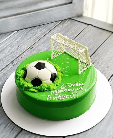 Football Birthday Cake Ideas, Birthday Cake For 7 Year Boy, Football Cake Ideas, Football Cakes For Boys, Football Theme Cake, Football Cake Design, Cakes Without Fondant, Football Themed Cakes, New Cake Design