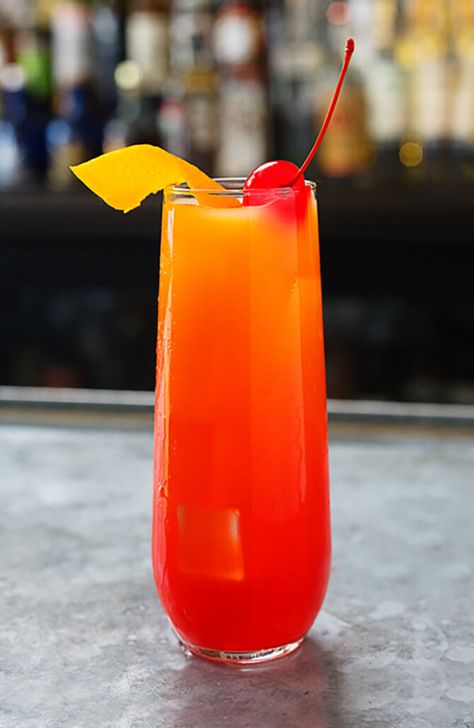 Pan Asian Food, Asian Food Restaurant, Sunrise Drink, Tequila Sunrise Recipe, Homemade Orange Juice, Mixed Drink Recipes, Orange Juice Cocktails, Orange Juice Smoothie, Orange Juice Recipes