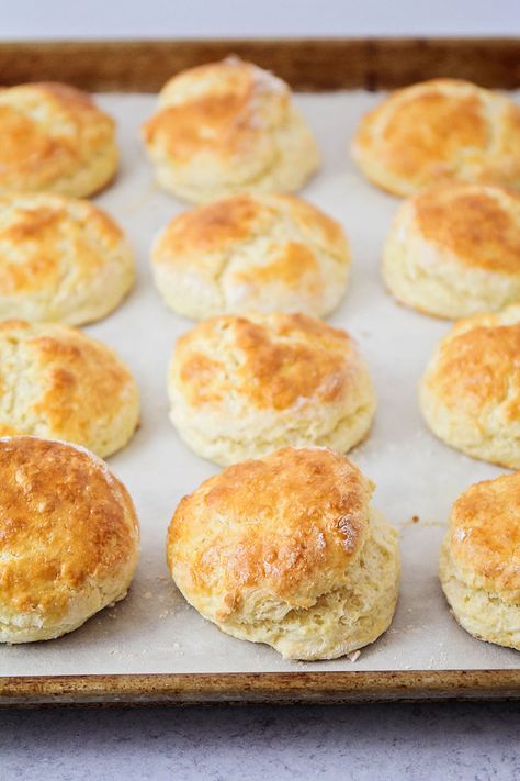 Paul Hollywood Scones, Gbbo Recipes, Great Australian Bake Off, Paul Hollywood Recipes, British Baking Show Recipes, British Bake Off Recipes, Savoury Finger Food, Bake Off Recipes, Bread Maker Recipes