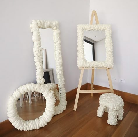 Mirror Decor Bedroom Ideas, Diy Wall Mirror Ideas, Wall Mirror Ideas Living Room, Diy Wall Mirror, Mirrored Wall, Art Deco Mirror, Pinterest Room Decor, Diy Mirror, Mirror Designs