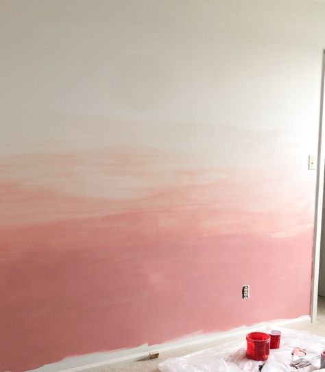 DIY Ombre Wall Tutorial Mural Tutorial, Ombre Painted Walls, Ombre Paint, Wall Murals Diy, Ombre Wall, Diy Wall Painting, Diy Ombre, Wall Diy, Wall Murals Painted