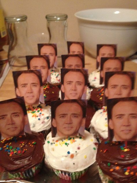 Nicolas Cage cupcakes... just one way to ensure weird looks at the bake sale. Ugly Cakes, Funny Birthday Cakes, Nicolas Cage, Just Cakes, Bake Sale, Cute Cakes, Really Funny Pictures, Funny Laugh, Funny Photos