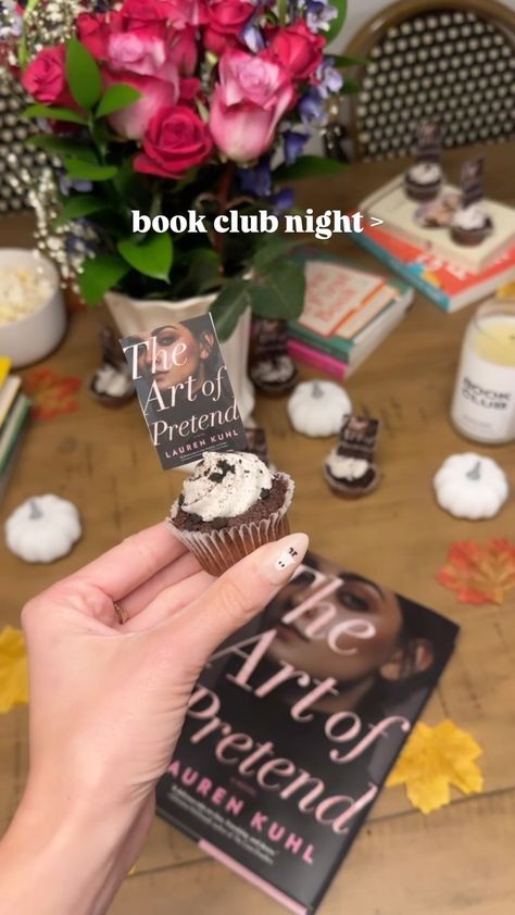 Reading Lately Book Club | allll the cozy fall vibes at book club last night discussing the toxic friendships & situatuonships in @laurenkuhlwrites’ The Art of... | Instagram Bookclub Hosting Ideas, Hosting Book Club, Book Club Aesthetic, Book Club Ideas Hosting, Book Club Ideas, Book Club Party, Book Club Parties, Cozy Fall Vibes, Toxic Friendships