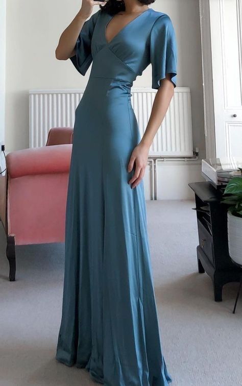 Classy Prom Dress, Jay Dress, Party Dresses With Sleeves, Dress With Sleeve, Classy Prom, Classy Prom Dresses, Floor Length Prom Dresses, Dresses Classy, Prom Dresses With Sleeves