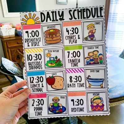 Daily Routine for Little Ones | The Stay-at-Home Teacher Daily Routine Kids, Preschool Organization, Homeschool Family, Independent Play, Childs Play, Free Homeschool, School Play, Kids Learning Activities, Planning Your Day