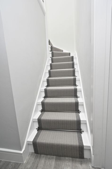 Grey Herringbone Stair Runner, Grey Carpet Runner On Stairs, Stair Carpet With Border, Sisal Stair Runner With Rods, Grey Stair Runner, Grey Carpet Runner, Gray Stair Runner, Gray Oak Floor, Sisal Stair Runner