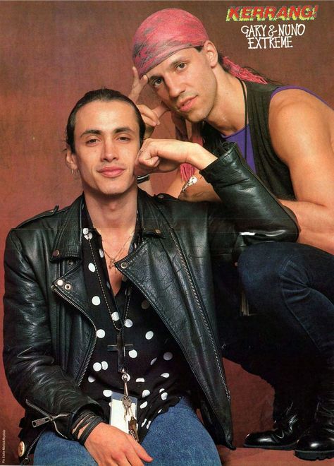 Gary Cherone | June 13, 1992 - KERRANG magazine Gary Cherone 90s, Gary Cherone Extreme, Nuno Bettencourt 90s, Kerrang Magazine, Gary Cherone, Metalhead Guy, 80s Rockstars, Musical Hair, Nuno Bettencourt