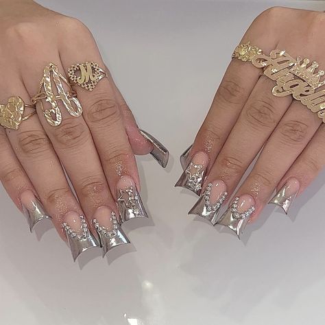 ig: _grabbersbydrea Long Acrylic Nail Designs, Duck Nails, French Tip Acrylic Nails, Long Square Acrylic Nails, Unique Acrylic Nails, Pink Acrylic Nails, Square Acrylic Nails, Birthday Nails, Luxury Nails