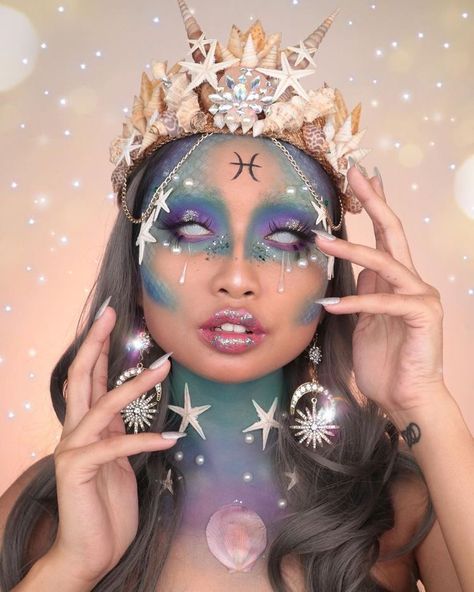 Mermaid Fantasy Makeup, Astrology Makeup, Fairy Halloween Makeup, African Makeup, Halloween Eye Makeup, Face Art Makeup, Face Paint Makeup, Rave Makeup, Mermaid Makeup