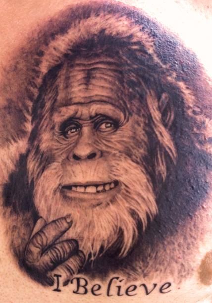 Bigfoot Drawing, Bigfoot Movies, Bigfoot News, Awful Tattoos, Sasquatch Funny, Family First Tattoo, Bigfoot Pictures, Harry And The Hendersons, Bigfoot Art