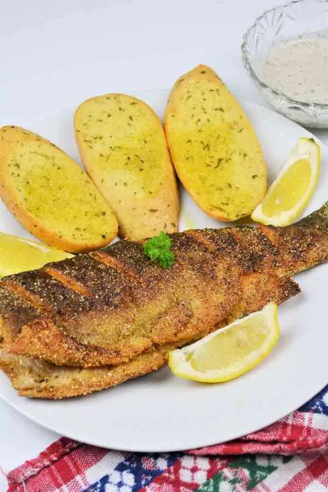 Fried Rainbow Trout Recipes, Rainbow Trout Recipe Pan Fried, Pan Fry Trout Recipe, Whole Trout Recipes, Rainbow Trout Recipe, Fried Trout, Pan Fried Trout, Trout Recipe, Trout Recipes