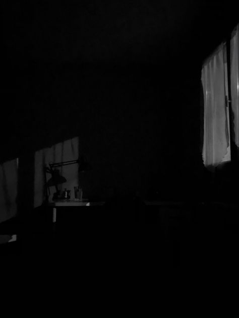 Dark Room Aesthetic Bedroom Night, Night Room Aesthetic Dark, Dark Room Aesthetic Black, Dark Room Aesthetic Bedroom, Dark Aesthetic Bedroom, Communal House, Dark Room Aesthetic, Horror Shorts, Empty Bedroom