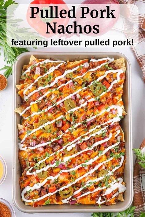 Pulled Pork Nachos Recipe, Pork Nachos Recipe, Pork Fajitas, Bbq Nachos, Leftover Pulled Pork, Easy Pulled Pork, Pulled Pork Nachos, Pork Nachos, Pulled Pork Leftovers