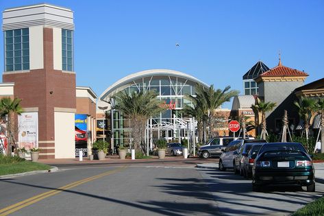 Living in Brandon, Florida: Tips for Moving and Visiting 2021 Brandon Florida, Westfield Mall, Tips For Moving, Vero Beach, Panama City Beach, They Live, Panama City Panama, West Palm, West Palm Beach