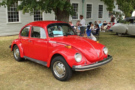 1974 Volkswagen Super Beetle Red Baloons, Volkswagen Super Beetle, Volkswagen Beetle Vintage, Beetle Vw, Vw Super Beetle, Hot Vw, Super Beetle, Vw Sedan, Old Classic Cars