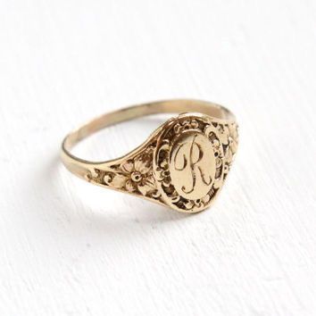 Art Deco Monogram, Pink Morganite Engagement Ring, Engagement Ring Rose Gold, Gold Signet Ring, Art Deco Engagement Ring, Deco Jewelry, Antique Art Deco, Yellow Gold Ring, Art Deco Jewelry