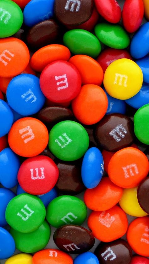 M's M M Candy, Candy Match, Bird Treats, I Want Candy, M And M, Food Wallpaper, Candy Candy, Favorite Candy, Colors Of The Rainbow