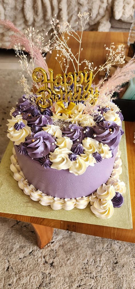 Ube Birthday Cake, Ube Cake, Christmas Cake, Christmas Design, Birthday Cake, Cake, Purple, Birthday, Christmas