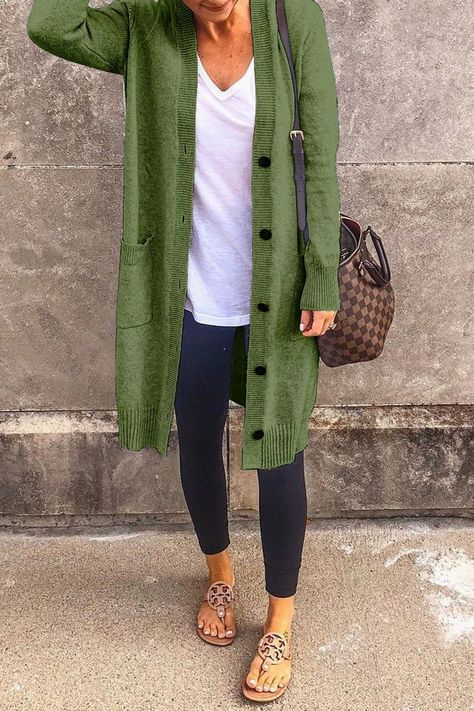 f016e59c7ad8b1d72903bb1aa5720d53desc52788437ri Looks Jeans, Mode Boho, Mom Outfits, Mode Inspiration, Work Casual, Look Fashion, Black Leggings, Autumn Winter Fashion, Spring Outfits