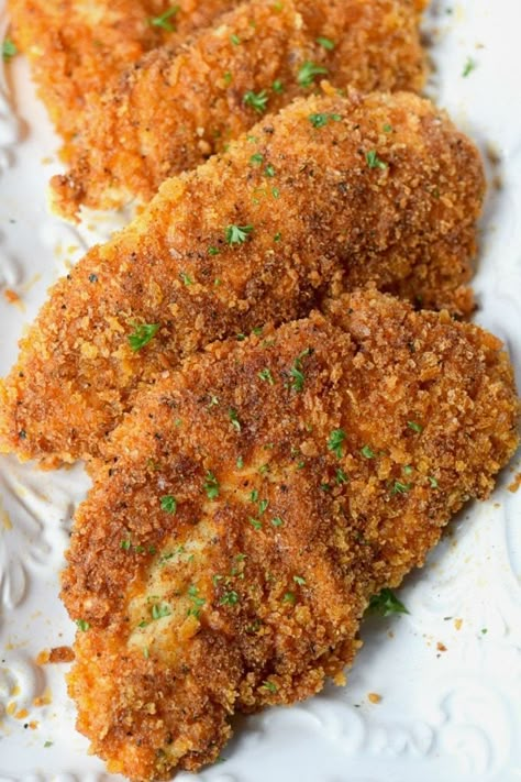 Crispy Breaded Chicken Cutlets-Butter Your Biscuit Biscuit Butter, Crispy Chicken Cutlets, Freezing Cooked Chicken, Baked Chicken Cutlets, Cutlet Recipes, Breaded Chicken Recipes, Chicken Cutlet Recipes, Breaded Chicken Cutlets, Chicken Cutlet