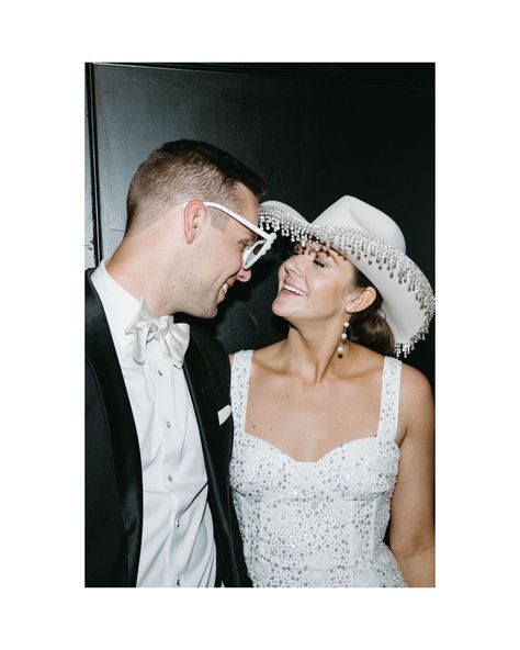 Still daydreaming about this gorgeous summer wedding day in the heart of Madison 🤍 Second shot with the talented @laurapowersphoto #thewedding #thewed #documentaryweddingphotography #antibrideshoot #modernwedding #weddingphotographer #luxurywedding #luxuryweddingphotographer #editorialphotographer #hamburgwedding #weddingphotographereurope #wedding #thelane #antibrideeditorial #antibridewedding #antibride #unlikebride #weddinginspiration #antibridetribe #bride2024 #modernweddingphotography ... Elegant Summer Wedding, Perfect Summer Day, Modern Wedding Venue, Madison Wedding, Modern Wedding Photography, Film Wedding Photography, Documentary Wedding Photography, The Madison, Outdoor Photos