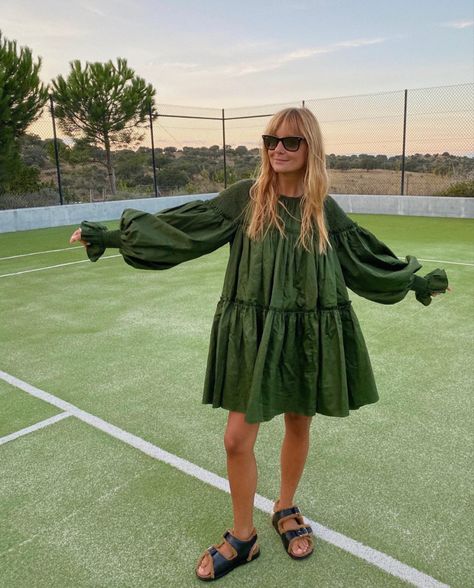 Matilda Djerf Summer, Matilda Djerf, Travel Outfits, Statement Dress, Mode Inspo, Look Here, Looks Style, European Style, Spring Summer Outfits