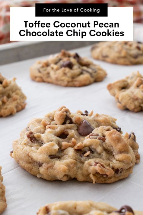 Pecan Chocolate Chip Cookies, Cookies Coconut, Chips Recipes, Pecan Chocolate, Chocolate Chip Pecan Cookies, Toffee Recipe, Toffee Cookies, Coconut Pecan, Cookie Brownie Bars