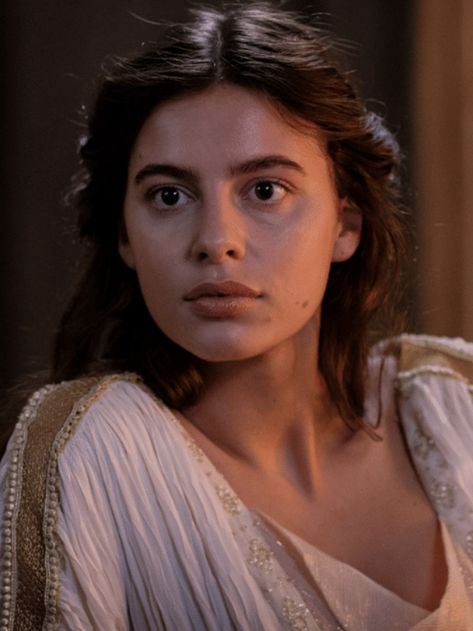 Nadia Parkes The Spanish Princess, Greek Face Claim, Dornish Faceclaims, Princess Face Claim, Historical Face Claims, Eliza Bennet, Fantasy Faceclaims, Princess Face, Loose Ponytail