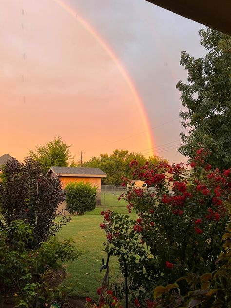 #rainbow #rain #rainyday Spring Aesthetic Rain, Spring Rain Aesthetic, March Aesthetic, April Weather, Beautiful Best Friend, Calm Life, Rainy Spring, Spring Mood Board, Spring Board