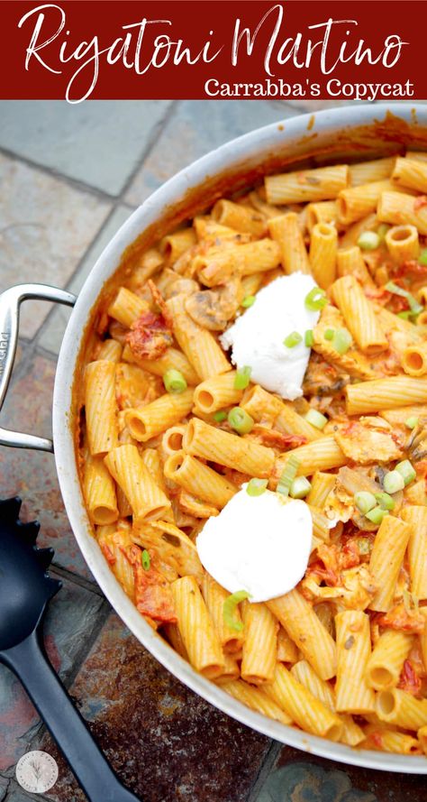 Rigatoni Martino (Carrabba's Copycat) made with pasta, sun dried tomatoes, grilled chicken & mushrooms in a tomato cream sauce. #pasta #carrabbas #copycat Carrabas Rigatoni Martino, Carabas Recipes Copycat Pasta, Rigatoni Martino Recipe, Rigatoni Martino, Rigatoni Fiorentina, Pasta Sun Dried Tomatoes, Carrabbas Recipes, Tomato Cream Sauce Pasta, Chicken Rigatoni