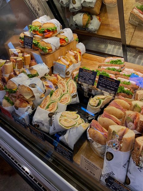 Cafe Style Sandwiches, Grab And Go Sandwich Display, Vintage Sandwich Shop, Cafe Menu Ideas Food Coffee Shop, Sandwich Packaging Ideas, Sandwiches Display, Sandwich Shop Ideas, Sandwich Shop Design, Deli Ideas