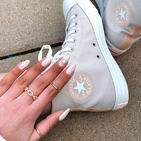 Abi ☁️ Nail Artist. on Instagram: “𝐂𝐨𝐧𝐯𝐞𝐫𝐬𝐞 𝐚𝐥𝐥 𝐬𝐭𝐚𝐫𝐬 ⭐️ ⠀ Another shot of these babies @converse beige high tops .. of course my nails had to match 🙊👟 ⠀ Using…” Converse Nail Art, Converse Beige, Converse Nails, Fancy Footwear, Baby Converse, Converse All Stars, Instagram Nails, Nail Products, Square Nails