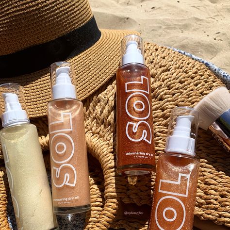 Tanning Oil Packaging, Sol Shimmering Dry Oil, Body Shimmer Lotion, Sol Body Glow Oil, Shimmer Body Oil Aesthetic, Body Glow Oil, Tanning Oils, Sol Body, Bali Body Shimmering Body Oil