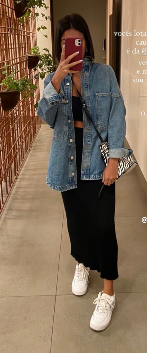 Casual Tech Outfits Women, Casual Fall Outfits Hot Weather, Fall Weekend Outfits 2023, Styling Vans Women Outfit, 70 Degrees Weather Outfit, Bloat Friendly Outfits, Elevated Airport Outfits, Boho Outfits 2024, Casual Put Together Outfits