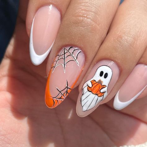 Candyman Halloween Nails, Halloween Beach Nails, Halloween Western Nails, Halloween Nail Ideas Acrylic, October Birthday Nails, Summerween Nails, Pirate Nails, Hand Painted Nail Art, Christmas Nails Diy