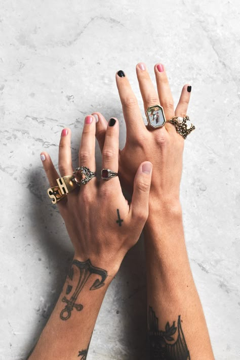 Someone Hand Me the Palazzo Pants — I Tried Every Color of Harry Styles's New Nail Polish Men Nail Polish, Harry Styles Hands, Harry Styles Nails, Mens Nails, Simple Makeup Tips, New Nail Polish, Nail Polish Designs, Tattoo Styles, Beauty Industry