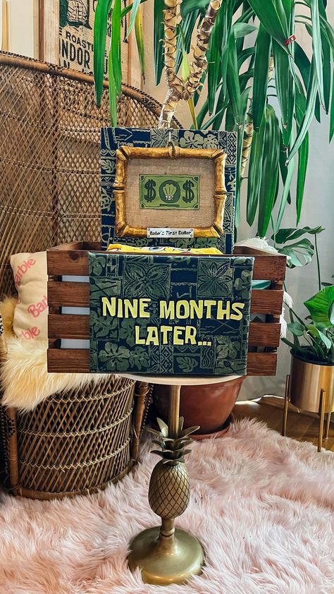 DIY Spongebob Baby Shower Gift, Part 2✨💵🦀🧽 The ‘Nine Months Latah’ kills me I’m so glad i figured out a way to incorporate the… | Instagram Pearl Spongebob, Diy Spongebob, Tropical Barbie, Spongebob Crafts, Spongebob Birthday Cake, Spring Baby Shower Themes, Creative Baby Shower Themes, Creative Baby Shower Gifts, The Narrator