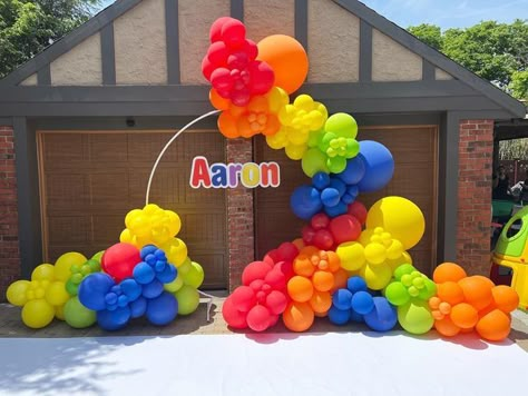 Aaron Name, Nyc Garden, Lego Party Decorations, Rainbow Balloon Arch, Transportation Birthday Party, Happy 3rd Birthday, Transportation Birthday, Girls Birthday Party Themes, Pool Birthday