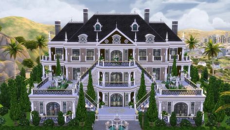 Bloxburg House Ideas Exterior Castle, Giant Bloxburg Mansion, Elegant Bloxburg House Exterior, Blox Burg Mansion Layout, Fancy House Layout, Minecraft Estate House, Boo Burg Mansion Layout, Really Detailed Bloxburg Builds, Castle Ideas Bloxburg