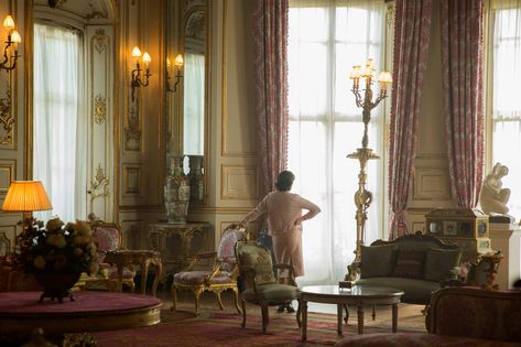 The Crown: How Netflix Re-created Buckingham Palace Lancaster House, Wilton House, The Crown Series, Scottish Homes, Palace Interior, Gorgeous Interiors, Royal Residence, Beautiful Interior Design, Upper East Side