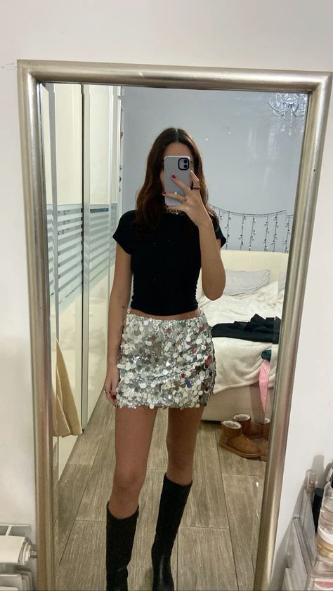 Sparkle Party Outfit, Outfits For Coldplay Concert, Sparkle Concert Outfit, Olivia Rodrigo Concert Outfit Inspired, Guts Concert Outfit Ideas, Coldplay Concert Outfit Ideas 2024, Olivia Rodrigo Concert Outfits, Sparkly Concert Outfit, Birthday Winter Outfit