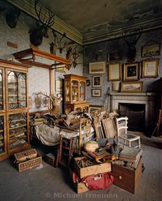 1900s London, Photo Bashing, Place Background, Calke Abbey, English Homes, Sheet Curtains, Apothecary Decor, English Houses, Old Abandoned Buildings