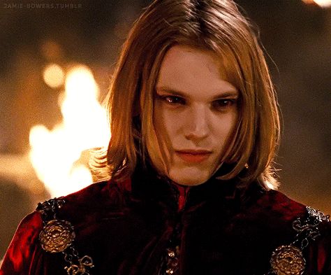 Caius Volturi, Behave Yourself, Jamie Campbell Bower Twilight, Aro Volturi, Aneurin Barnard, Twilight Saga Breaking Dawn, Bill Skarsgard, Twilight Movie, Jamie Campbell