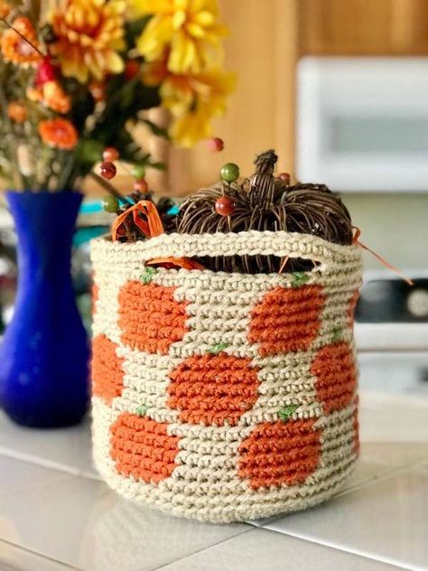 Crochet Pumpkin Basket Pattern – Crochet Easy Crochet Basket, Pumpkin Basket, Decorate For Fall, Crochet Storage Baskets, Basket Crochet, Fall Crochet Patterns, Crochet Storage, Basket Pattern, Crochet Wall Hangings