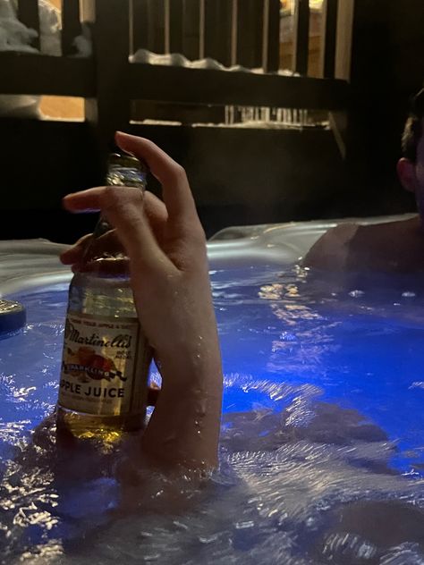 Relax, Jacuzzi, Snow. #applejuice #jacuzzi #snow #nighttime #hottub #vibes Jacuzzi Party, Chill Night, Chestnut Springs, Summer Energy, Inheritance Games, Pics Ideas, Library Card, Camera Photo, Night Time