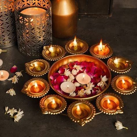 Urli Bowl, Diwali Decoration Items, Diwali Decorations At Home, Diwali Diya, Floating Flowers, Light Candles, Diwali Gifts, Pooja Rooms, Diwali Decorations