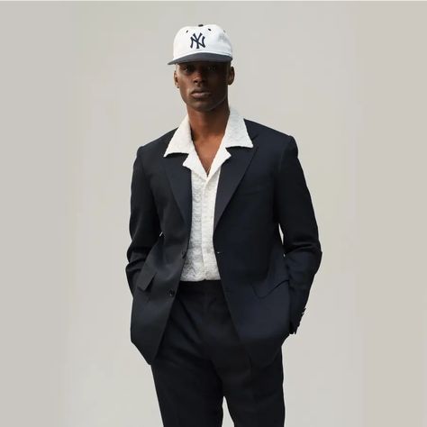 13 Best Men's Lightweight Summer Suits in 2021 | Valet. White Lace Shirt, Look Formal, Aime Leon Dore, Mens Outfit Inspiration, Mens Fashion Streetwear, Summer Suits, Men’s Suits, Black Suit, Men Street