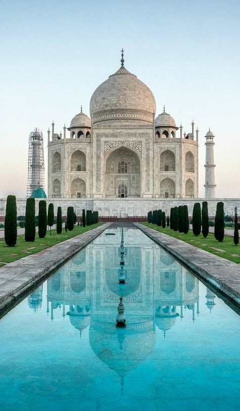 Travel to India is very popular among tourists because it features a diverse array of cultural, historical and architectural attractions. The Taj Mahal is among the most famous. تاج محل, Travel To India, Cultural Architecture, The Tourist, Destination Voyage, Famous Places, Travel List, Culture Travel, Beautiful Buildings